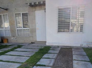 Casa en condominio de 2 habitaciones, Corregidora · Casa de un Piso en Venta