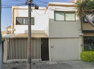 Casa de 3 habitaciones, Puebla · Casa en Venta en Heroica Puebla de Zaragoza Puebla