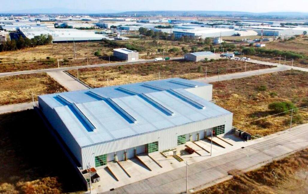 Industrial Warehouse in Silao, Gto, 1,400 m&sup2; with 8-m Height