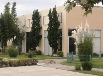 Local comercial de 1 habitación, Zapopan · Excelente Esquina Comercial en Renta Locales y Areas Comerciales Sobre Vialidad