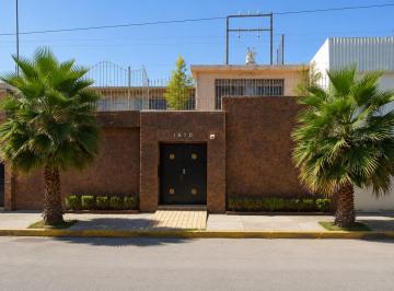 Casa de 4 habitaciones, Torreón · Casa en Venta en Tercero de Cobian Centro Torreon Coahuila