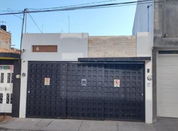 Casa de 2 habitaciones, Fresnillo · Casa en Renta en Colonia Centro, Fresnillo | Excelente Ubicación