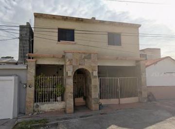 Casa de 3 habitaciones, Monclova · Casa en Venta en Av San Isidro Torreon Coahuila