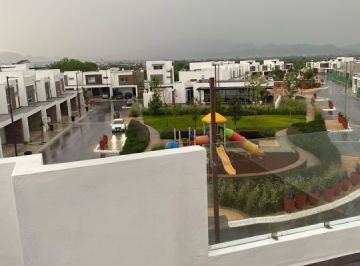 Casa de 3 habitaciones, Saltillo · Renta Casa de 3 Niveles en Terrazas Residencial con Paneles Solares