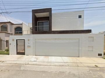 Casa de 3 habitaciones, Saltillo · Casa en Venta en Valle Real 2do Sector Saltillo