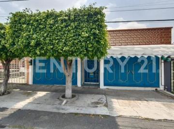 Casa · 137m² · 3 Recámaras · 2 Estacionamientos · Casa en Venta en Atlanta 2a Secc, Cuautitlán Izcalli, Edo. Méx