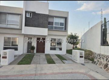 Casa en condominio de 3 habitaciones, El Marqués · Casa en Renta Amueblada en Zakia