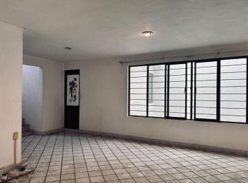 Casa de 3 habitaciones, Nezahualcóyotl · Casa Venta en Col. Metropolitana 3era Secc / 218 m²