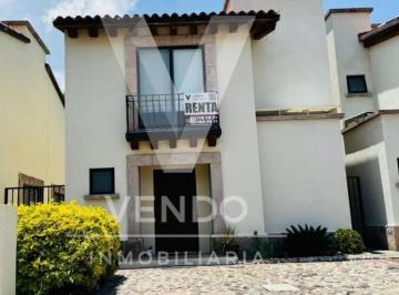 Casa · 170m² · 3 Recámaras · 2 Estacionamientos · Casa en Casco Viejo