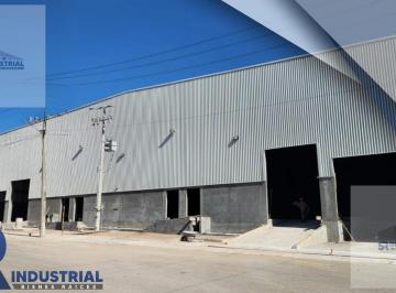 Bodega comercial · 2210m² · 10 Estacionamientos · Bodega en Renta en Santa Catarina