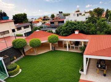 Casa de 3 habitaciones, Naucalpan de Juárez · Casa con Gran Potencial de Plusvalia en Lomas de Las Fuentes