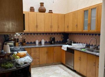 Casa de 4 habitaciones, Cuernavaca · Venta de Casa en Lomas de Tzompantle, Morelos.