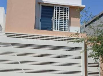 Casa · 154m² · 3 Recámaras · 2 Estacionamientos · Casa en Venta Cumbres Andara, García