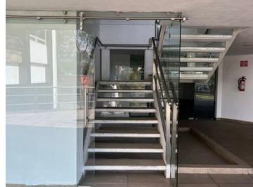 Local comercial · 20 Estacionamientos · Local - Club Jardín