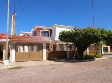 Casa de 6 habitaciones, Mazatlán · Casa en Venta en Lomas de Mazatlán