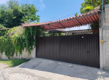 Quinta · 200m² · 3 Recámaras · 4 Estacionamientos · Venta de Casa Puente de Ixtla, Mor