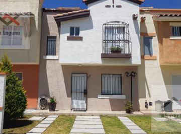 Casa en condominio · 3 Recámaras · 2 Estacionamientos · Casa en Renta Amueblada