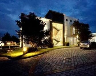 Casa · 365m² · 3 Recámaras · Casa en Venta Condado del Valle