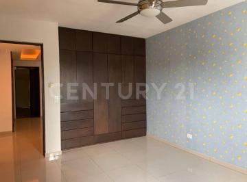 Casa · 253m² · 3 Recámaras · 2 Estacionamientos · Venta Casa en Misiones Al Norte de Saltillo