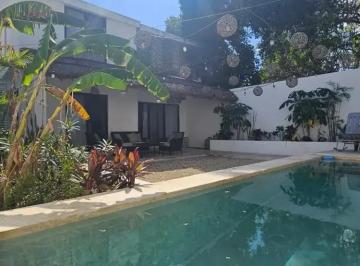 1 · Casa en Venta Totalmente Remodelada en El Centro de Merida Yucatan