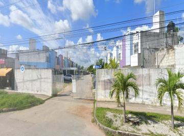 Casa de 2 habitaciones, Cancún · Casa en Dos Niveles con Terreno de 72 M²de Superficie con 2 Recámaras en Venta en Los Héroes