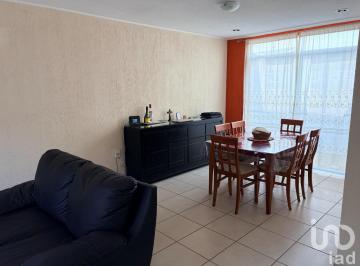 Casa · 99m² · 2 Recámaras · 2 Estacionamientos · Casa en Venta en Rinconada Cuautitlán, Jiménez Cantú, Cuautitlán Izcalli, Estado de México