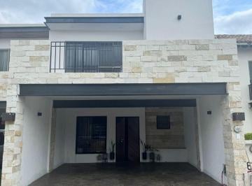 Casa de 3 habitaciones, León · Casa en Renta Capellania Residencial