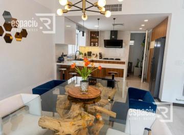Casa · 240m² · Casa en Venta Rinconadas, Cantera