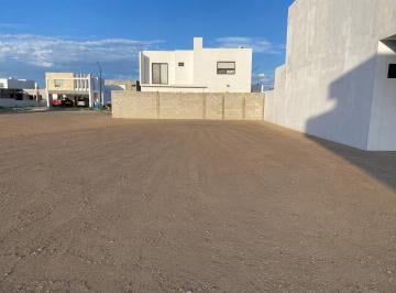 Casa · 252m² · Terreno en Venta en Villas del Renacimiento, Torreon, Coah.