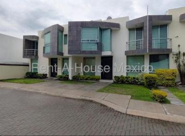 Casa en condominio de 3 habitaciones, Querétaro · Casa en Renta en Valle de Juriquilla