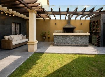 Casa de 4 habitaciones, Pachuca · Casa en Renta con Muebles o Sin Muebles Zona Plateada