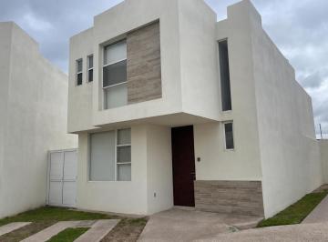 Casa de 3 habitaciones, San Luis Potosí · Puerta Natura Amueblada