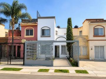 Casa de 3 habitaciones, Tlajomulco de Zúñiga · Casa en Venta en Real del Valle, Tlajomulco de Zúñiga
