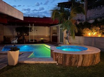 Casa en condominio de 4 habitaciones, Xochitepec · Venta Casa en Colinas de Santa Fe, Alberca, Jacuzzi y Jardin Privados Preciosa La Mejor Opcion