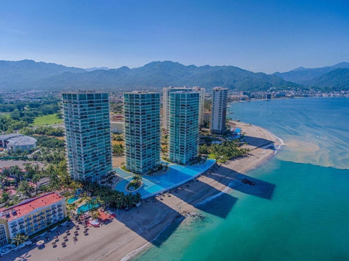 Peninsula Vista Al Mar Condo for Rent: 2 Bedrooms, 2 Bathrooms