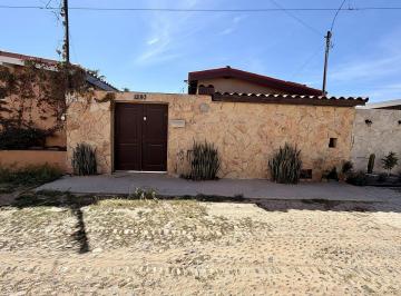 Casa de 3 habitaciones, Tijuana · Casa Frente Al Mar en San Antonio del Mar ¡Por Debajo del Mercado!