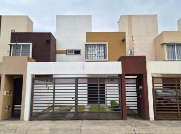 Foto 1 · Casa Amueblada en Renta en Toluca, en El Fracc. Misiones, Frente Al Parque Industrial Toluca 2000