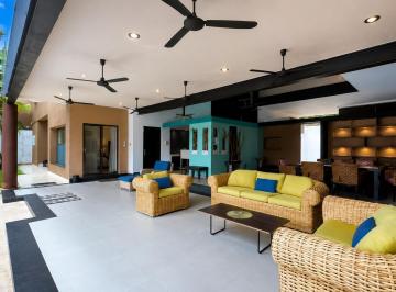 Casa · 810m² · 8 Recámaras · 5 Estacionamientos · Casa en Renta en Residencial Álamos I