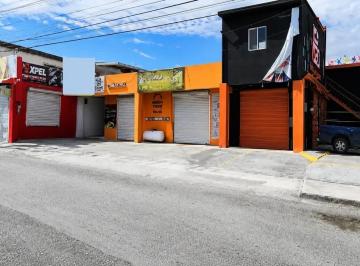 1 · Se Renta Local Comercial en El Centro de Saltillo
