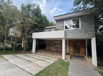 Casa de 3 habitaciones, Tlajomulco de Zúñiga · Oportunidad de Inversion Casa en Venta El Cielo Country Club Dentro del Palomar