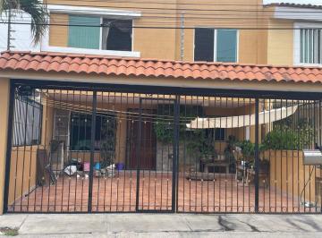 Casa de 4 habitaciones, Zapopan · Se Vende Casa en Residencial Las Alamedas, Zapopan, Jalisco.