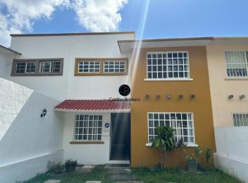 Casa · 160m² · 3 Recámaras · 2 Estacionamientos · Casa en Cancún Centro