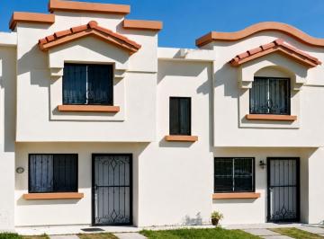 Casa · 65m² · 2 Recámaras · 1 Estacionamiento · Casa en Coyula