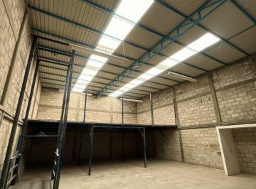 Bodega comercial , Querétaro · Bodega en Renta en San José El Alto, Querétaro | 270 m² + Tapanco de 60 m²