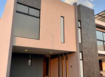 Casa de 3 habitaciones, San Pedro Cholula · Estrena Casa en La Zona de Cholula