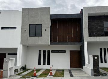 Casa de 4 habitaciones, El Marqués · Casa en Venta a Estrenar en Capital Sur | 4 Recámaras, Acabados Premium, Jardín y Alberca