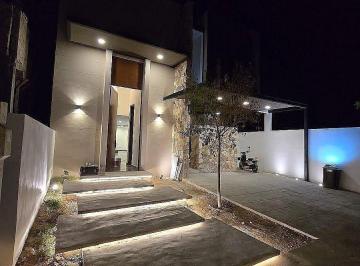 28e39e333e665c36f9291d7bc8d2877cfe521e8253bb9cb240e42096da447c75 · Casa de Lujo en Venta, Dentro de Privada Premium de Conkal