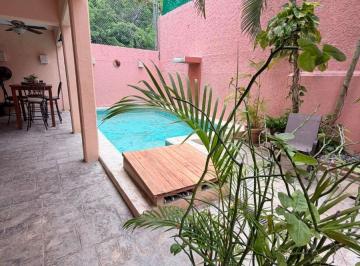Casa de 4 habitaciones, Benito Juárez · En Venta - Propiedad con Alto Potencial de Inversión Frente a Puerto Cancún