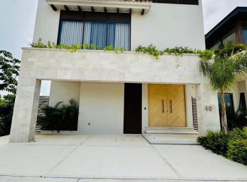 Casa de 3 habitaciones, Benito Juárez · En Venta – Casa en Losantos Residencial