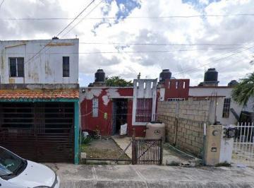 Casa · 95m² · 2 Recámaras · 1 Estacionamiento · Casa en Ciudad de Cancún